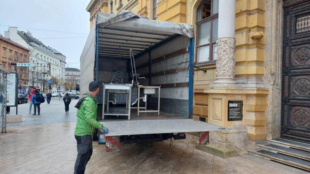 selidbe Zagreb - profesionalni prijevoz i utovar namještaja